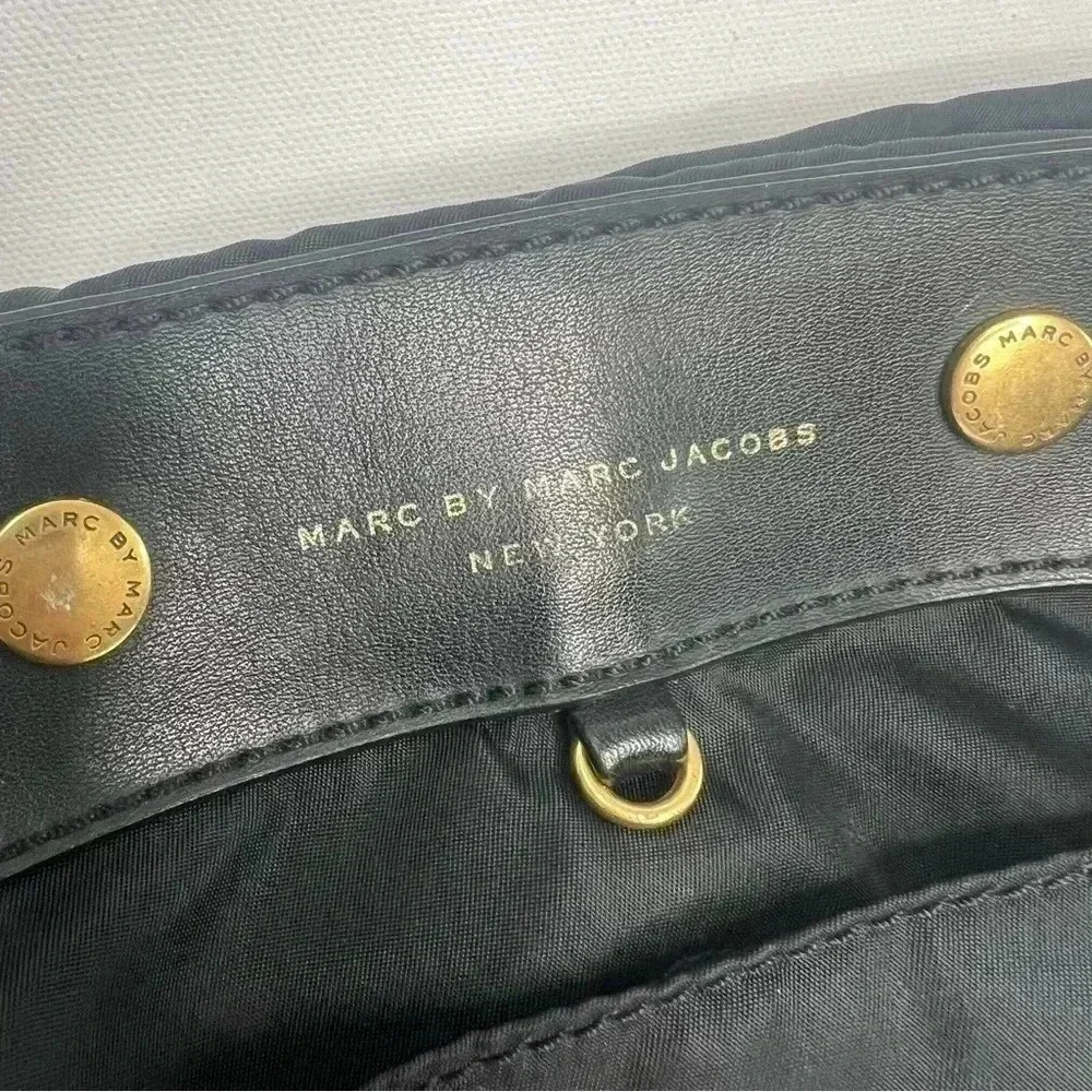 Marc By Marc Jacobs Preppy Black Nylon Hobo Crossbody Handbag‎ Gold Hardware
